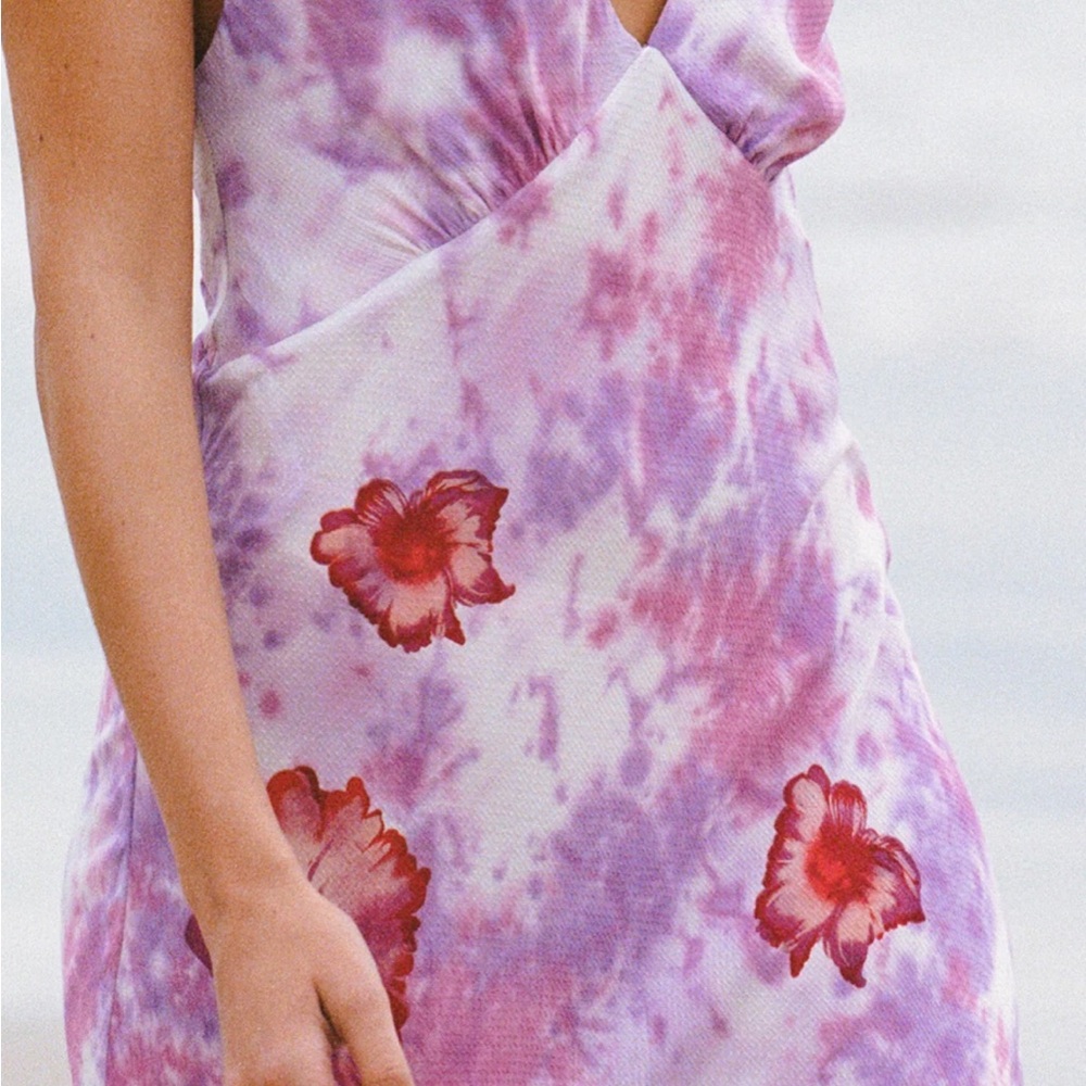 Indah Swan Dress